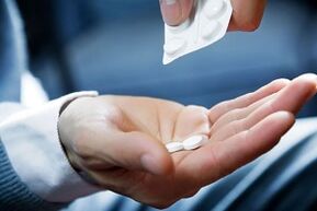 Alfa adrenoiser -klotik för behandling av prostatit